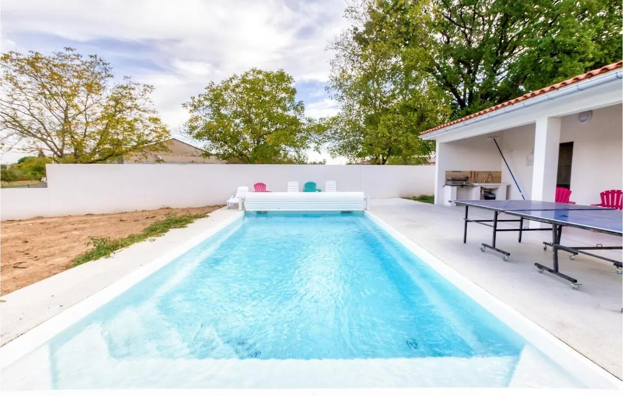5 Bedroom Nice Home In Albi